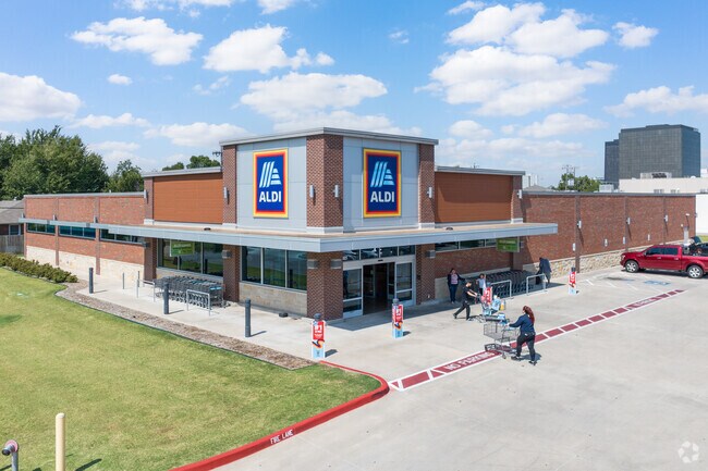 Locals of Mayfair West can take the short jaunt to May Avenue to get groceries at Aldi.