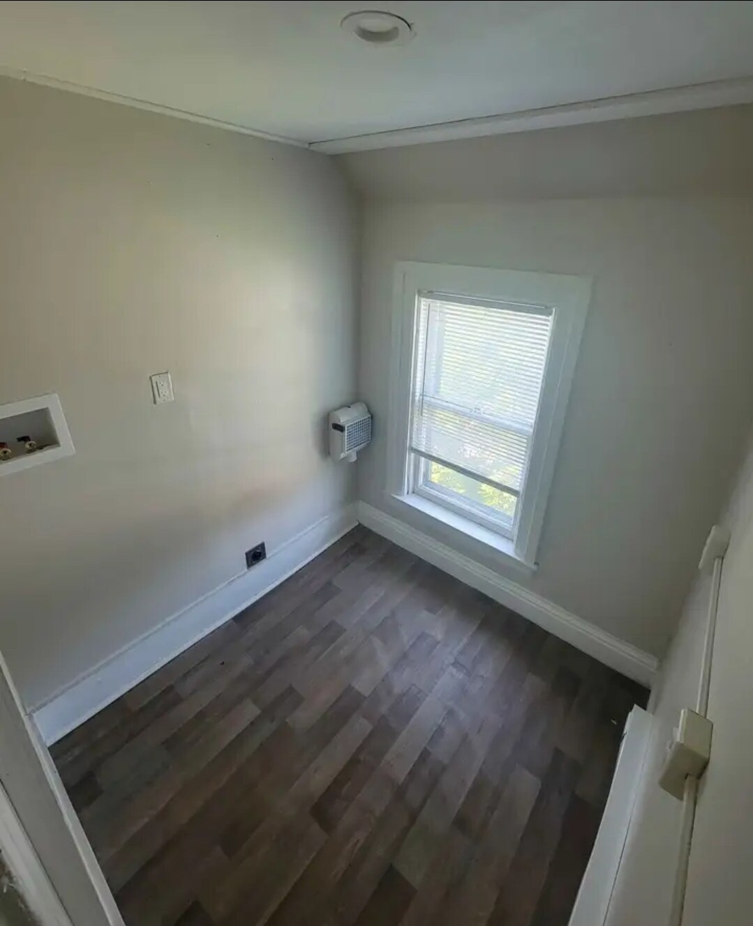 833 Leray St unit 3, Watertown, NY 13601 - photo 1