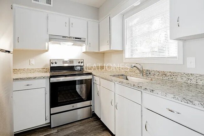 1513 Donald Dr, Columbus, GA 31907 - photo 5