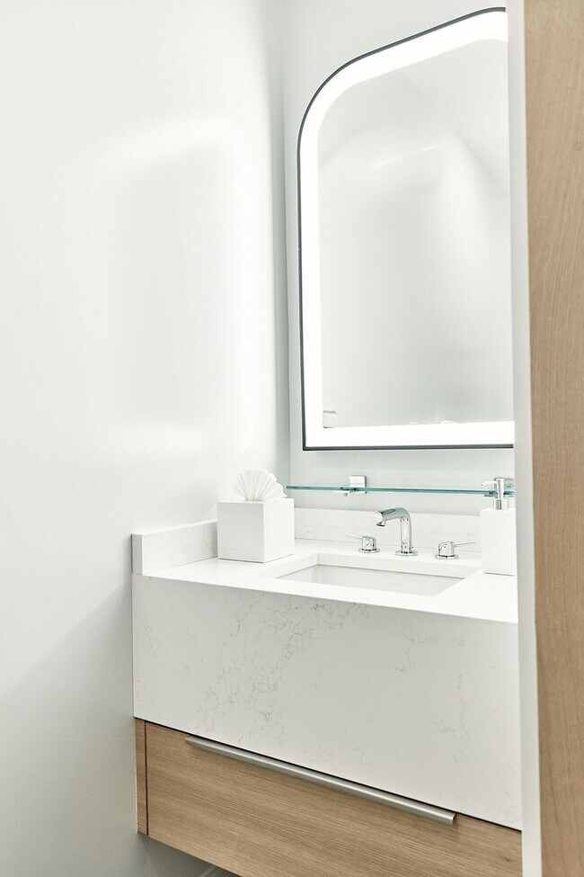 121 Middle St unit ID1366938P, Portland, ME 04101 - photo 5