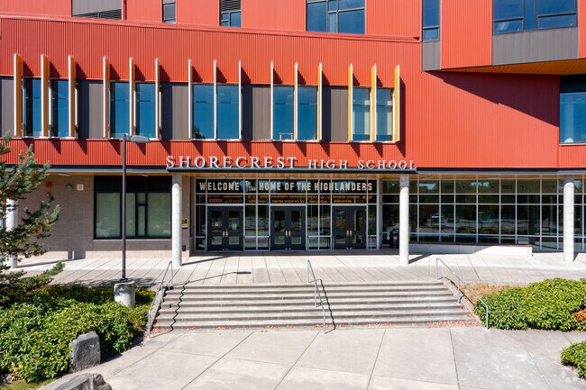 Shorecrest High School serves students living in Ballinger, Washington.