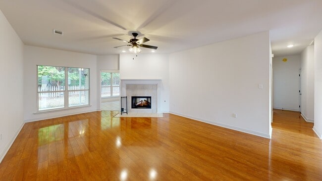 2143 Summertree Dr, Slidell, LA 70460 - photo 3