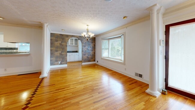 2072 Mcduffie Rd, Austell, GA 30106 - photo 2