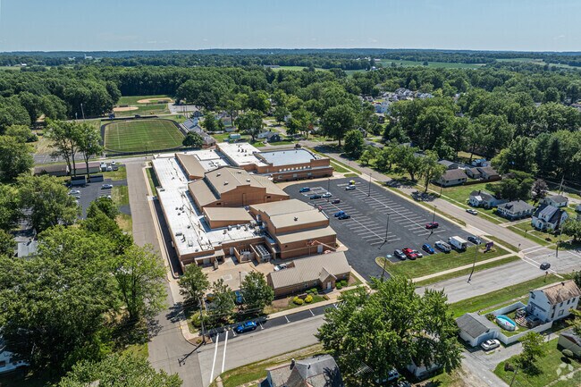 According to Niche, the teachers at McKinley High School have an A rating.