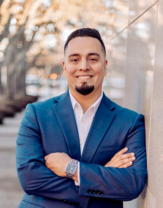 Nicholas Estrella