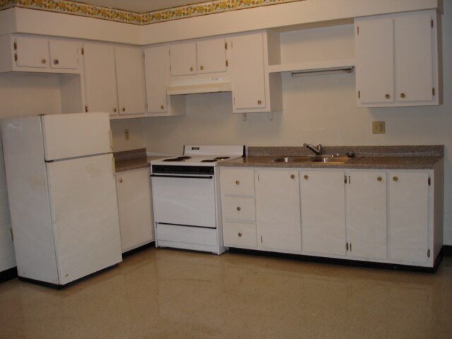 Kitchen - Unit 1R
