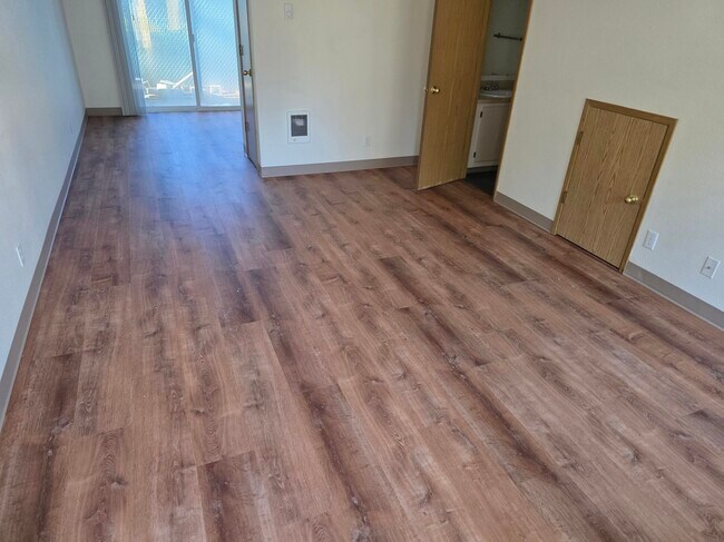 4792 Lancaster Dr NE unit 115, Salem, OR 97305 - photo 3