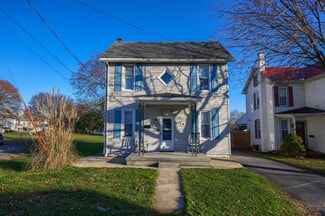 7 Twin Brook Rd, Lititz, PA 17543