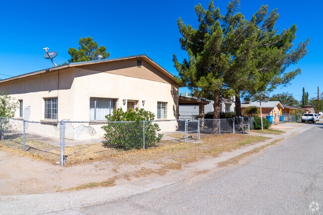 Discover the serenity of Clint, a peaceful town located on the eastern outskirts of El Paso.