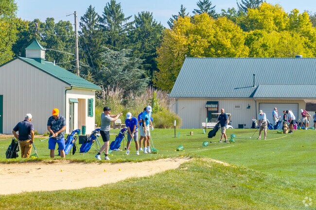 Blossom Hill golfers can practice their swings at the driving range located at Overlook Park.