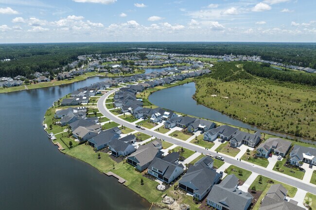 The Hampton Lake community was originally planned to be a golf course.
