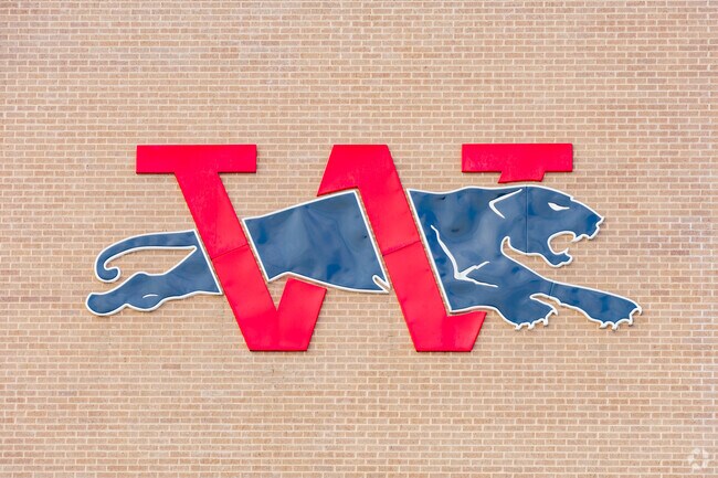 Close up shot of a cute symbol in Westmoore High School.