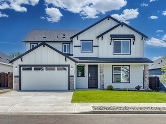 755 NW 29th St, Battle Ground, WA 98604