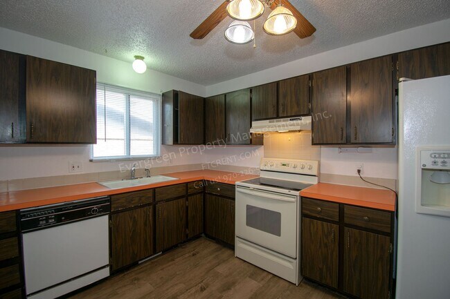 3001-3003 Sumac St unit 3001, Fort Collins, CO 80526 - photo 4