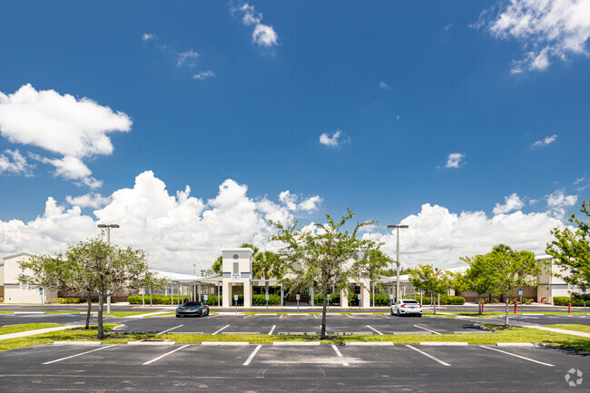 Veteran's Memorial Elementary School in Naples sits on a large property.