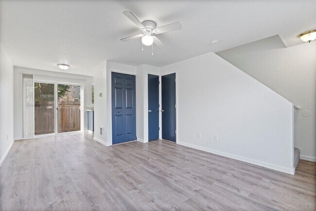 Lincoln Court, Portland, OR 97233 - photo 6