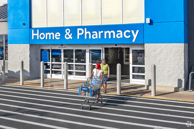 Walmart Supersenter is located on Morse Road near Hyde Park.