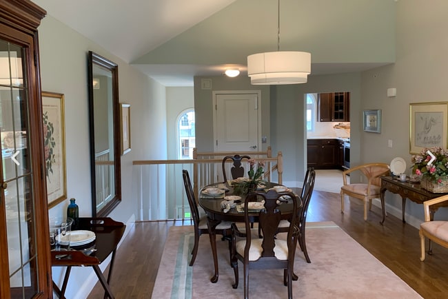 Two story entrance foyer