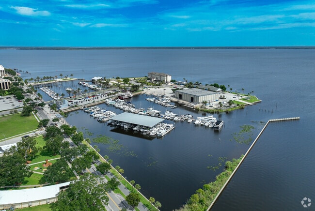 Residents of Sanford can enjoy Lake Monroe and the Sanford Marina.