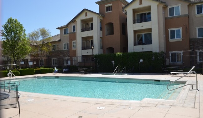 1360 Shady Ln unit 316, Turlock, CA 95382 - photo 3