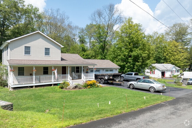 Stone Ridge homes sit on larger lots and have ample space between them.