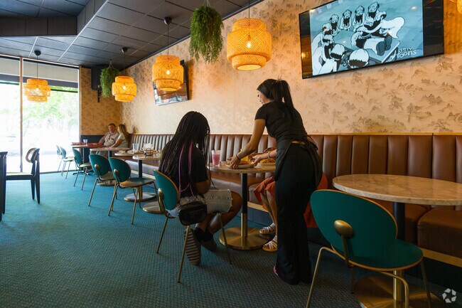 Golden Dragon in South West Elk Grove serves delicious Chinese food and drinks.