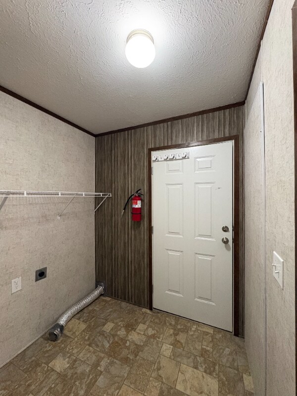 377 Hunters Rill, Oxford, MI 48371 - photo 6