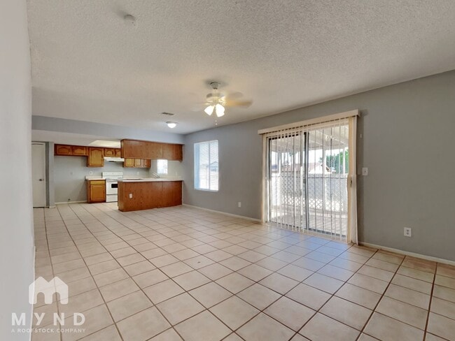 1916 E Ardmore Dr, Phoenix, AZ 85042 - photo 6