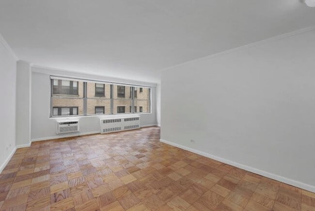 The Central unit 3B, New York, NY 10024 - photo 2