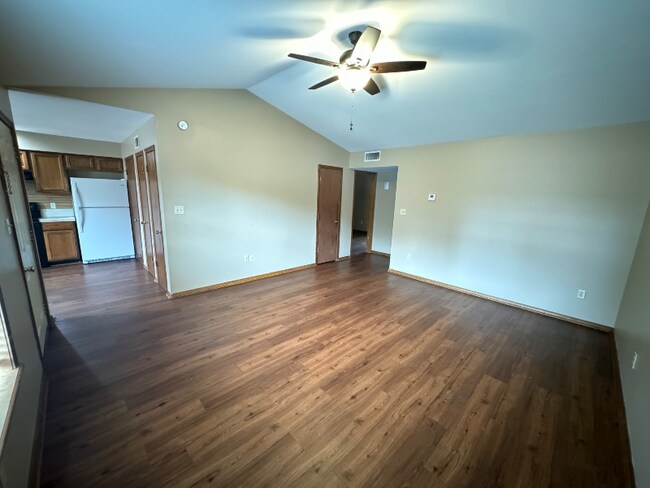 2636 W C St, Russellville, AR 72801 - photo 3