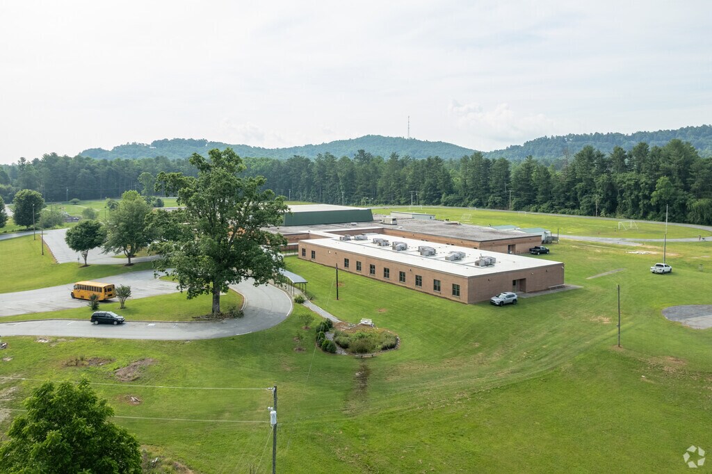 Flat Rock Middle School is a premier institution.