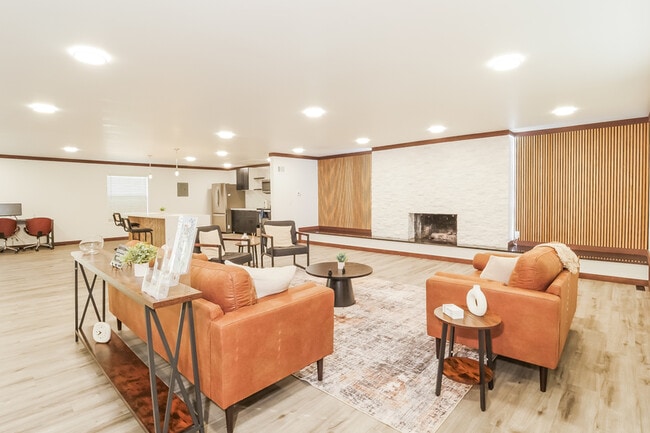 Hunter's Glen Apartments, Kansas City, MO 64151 - photo 7