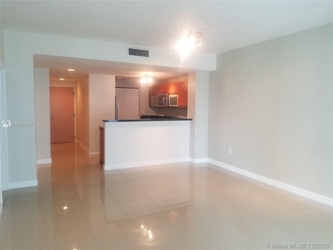 Vizcayne unit 253, Miami, FL 33132 - photo 6