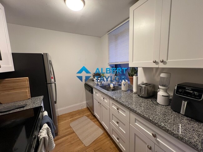 41 Cunard St unit 772-5, Roxbury Crossing, MA 02120 - photo 7