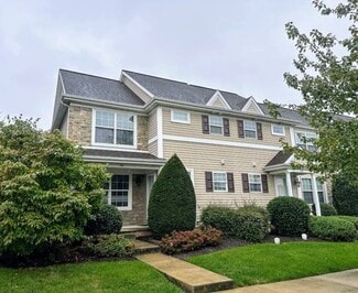 701 Brentwood Dr, Lititz, PA 17543
