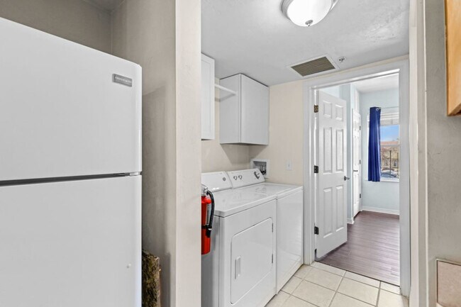 1220 SW 1st Ave unit ID1359100P, Gainesville, FL 32601 - photo 7