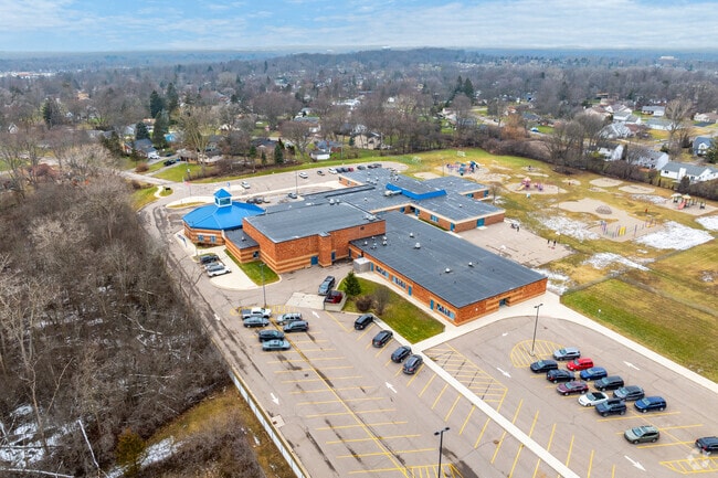 Donelson Hills Elementary School is where students achieve to their full potential.