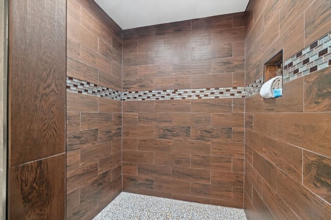 5218 Beach Dr unit ID1354910P, Panama City, FL 32408 - photo 7