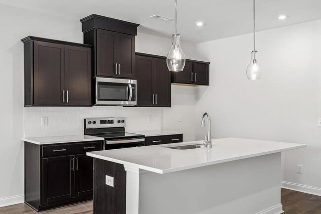 2202 Melk Ln, Columbia, TN 38401 - photo 4