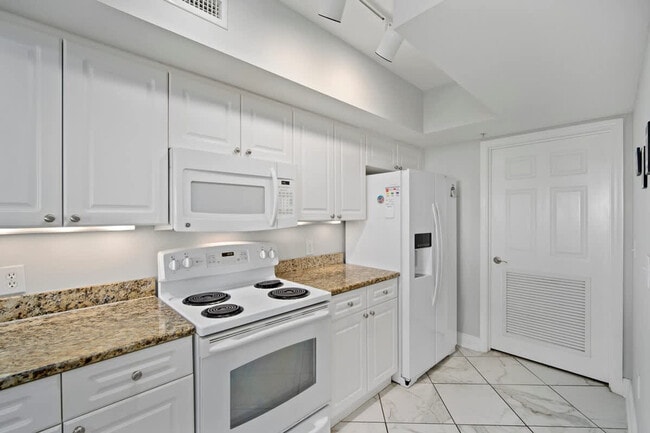 14825C2 Front Beach Rd unit ID1354939P, P C Beach, FL 32413 - photo 6