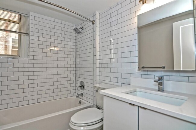 30 Walnut St unit 2, Quincy, MA 02171 - photo 5