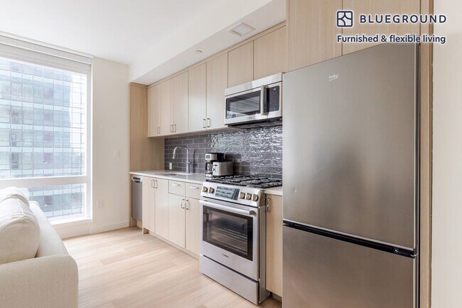 27-01 Jackson Ave unit FL21-ID1797, Queens, NY 11101 - photo 6