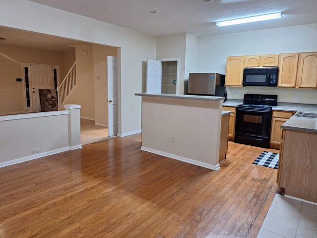 2858 Parkway Close, Lithonia, GA 30058 - photo 6