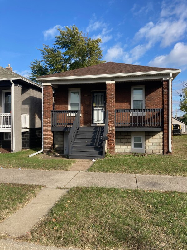 3843 Carey St, East Chicago, IN 46312