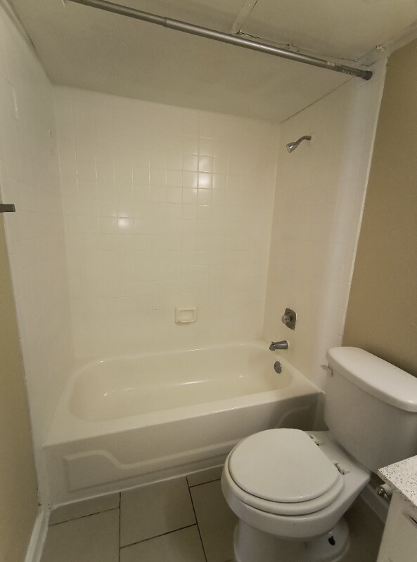 206 Plaza Verde Dr unit 36, Houston, TX 77038 - photo 6