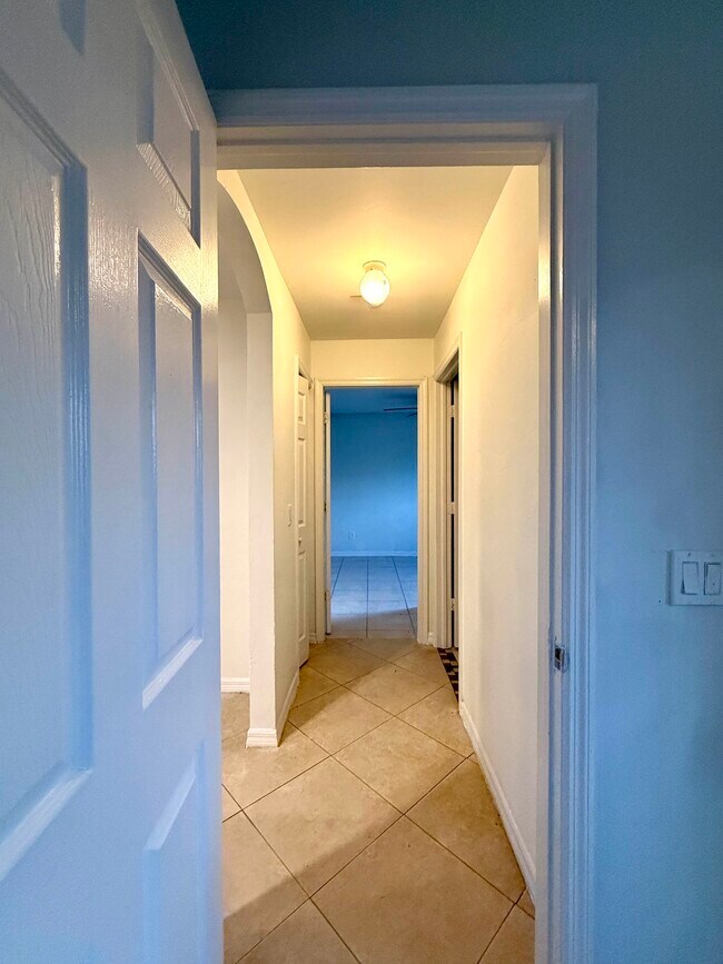 318 Hightower Ave S, Lehigh Acres, FL 33973 - photo 3