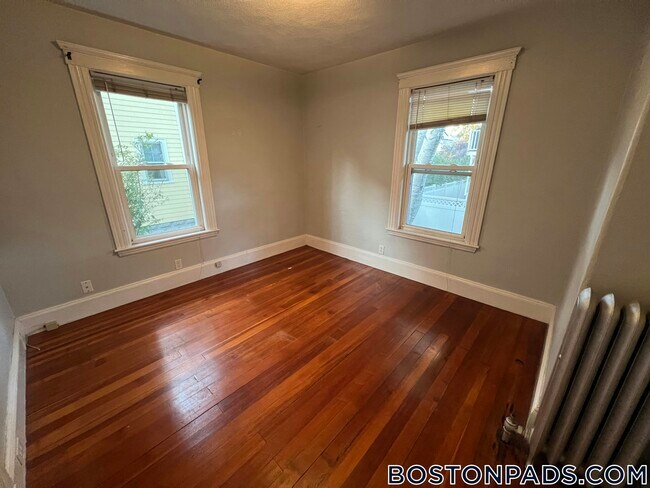 43 Orchard St unit 1, Medford, MA 02155 - photo 6