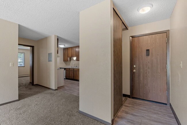 Mountain View Apartments, Gillette, WY 82716 - photo 4
