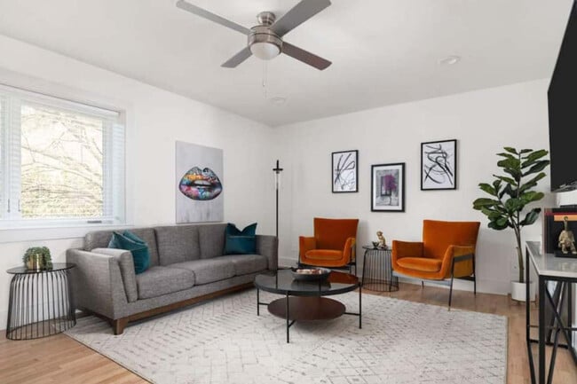 1136 Crescent Ave NE unit FL2-ID1356288P, Atlanta, GA 30309 - photo 2