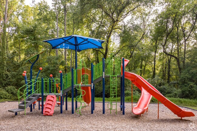Elmira Avenue Park has a playground for small children.